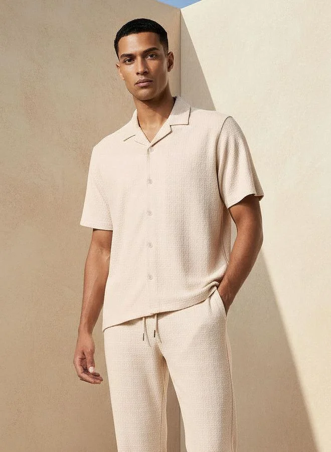 Iconic Iconic Men Regular Fit Camp Collar Textured Shirt